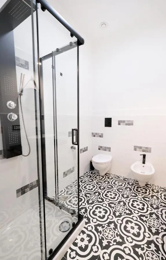 Lh51 Rooms Napoli Bed & Breakfast