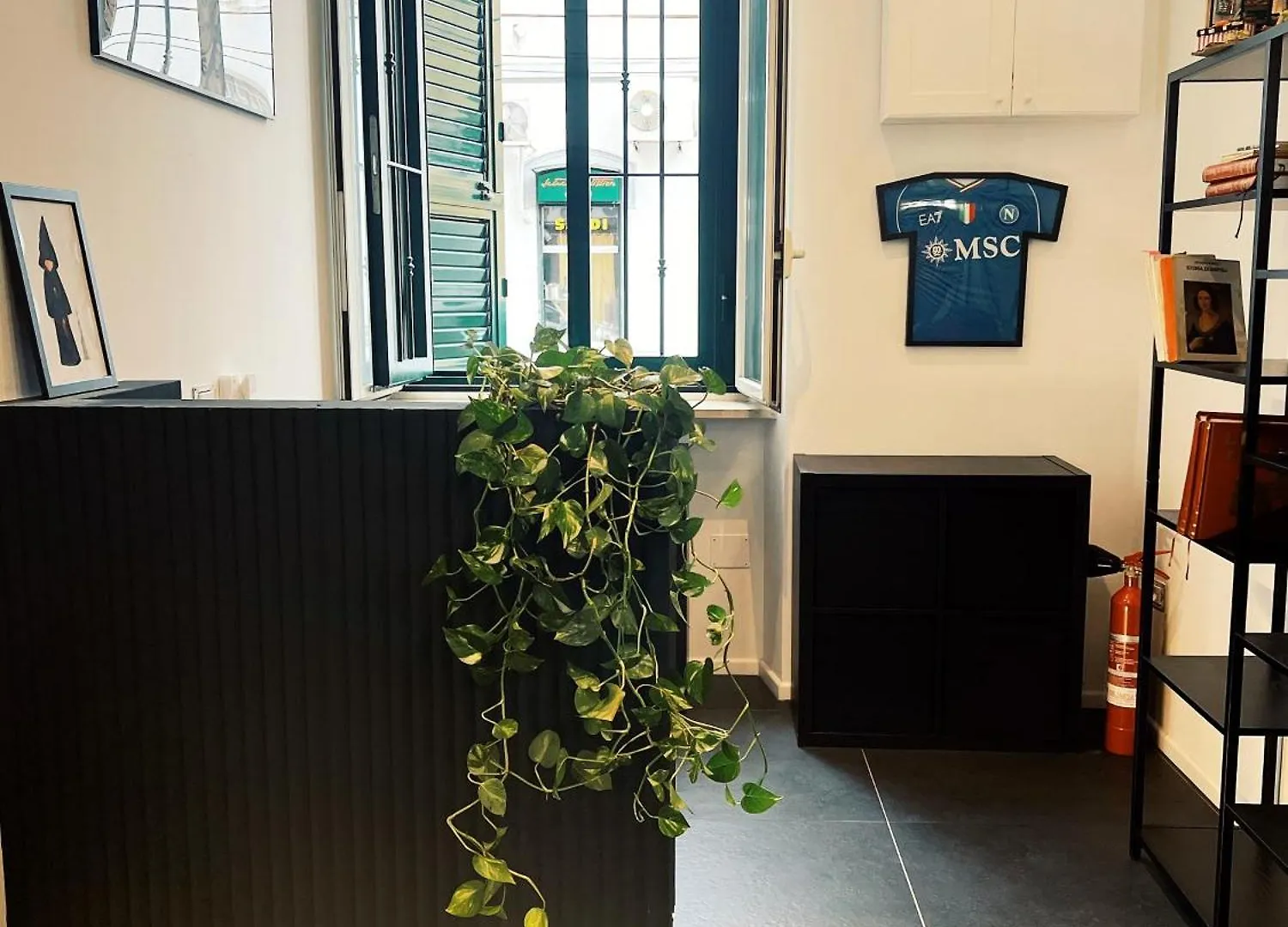 Lh51 Rooms Napoli Italia